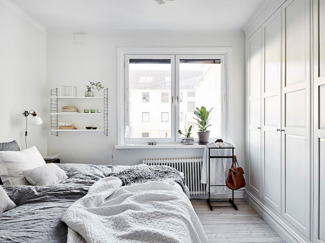 Camera da letto scandinava - armadio bianco