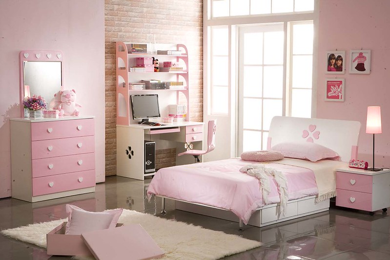 Idee per la camera da letto di una ragazza adolescente - quali colori scegliere?