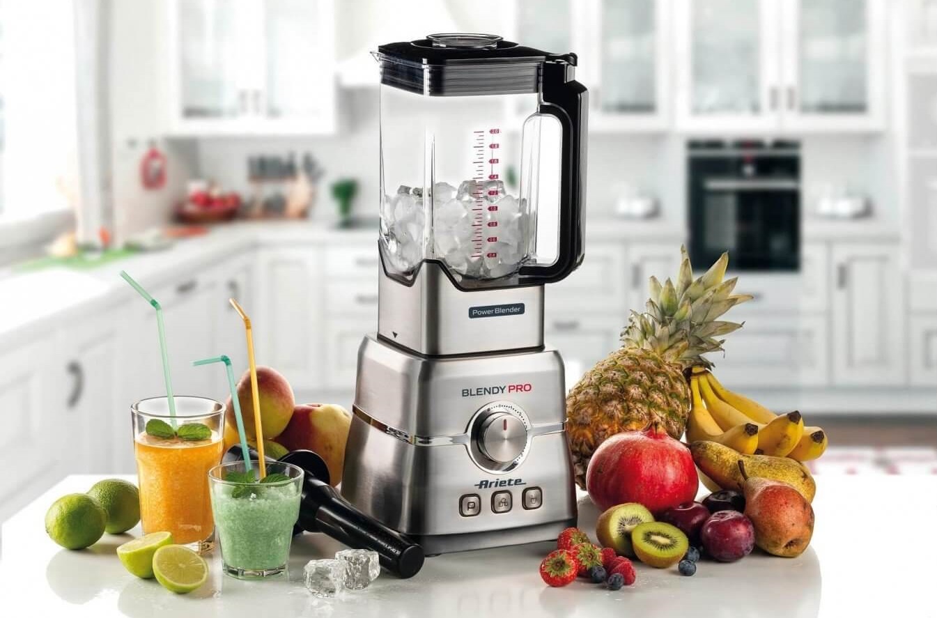 What are the advantages of countertop blenders?