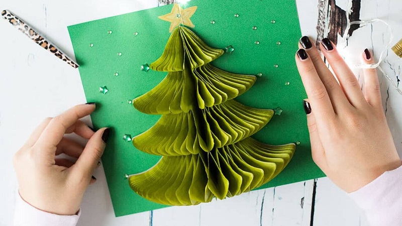 Foldable Christmas card with a Christmas tree