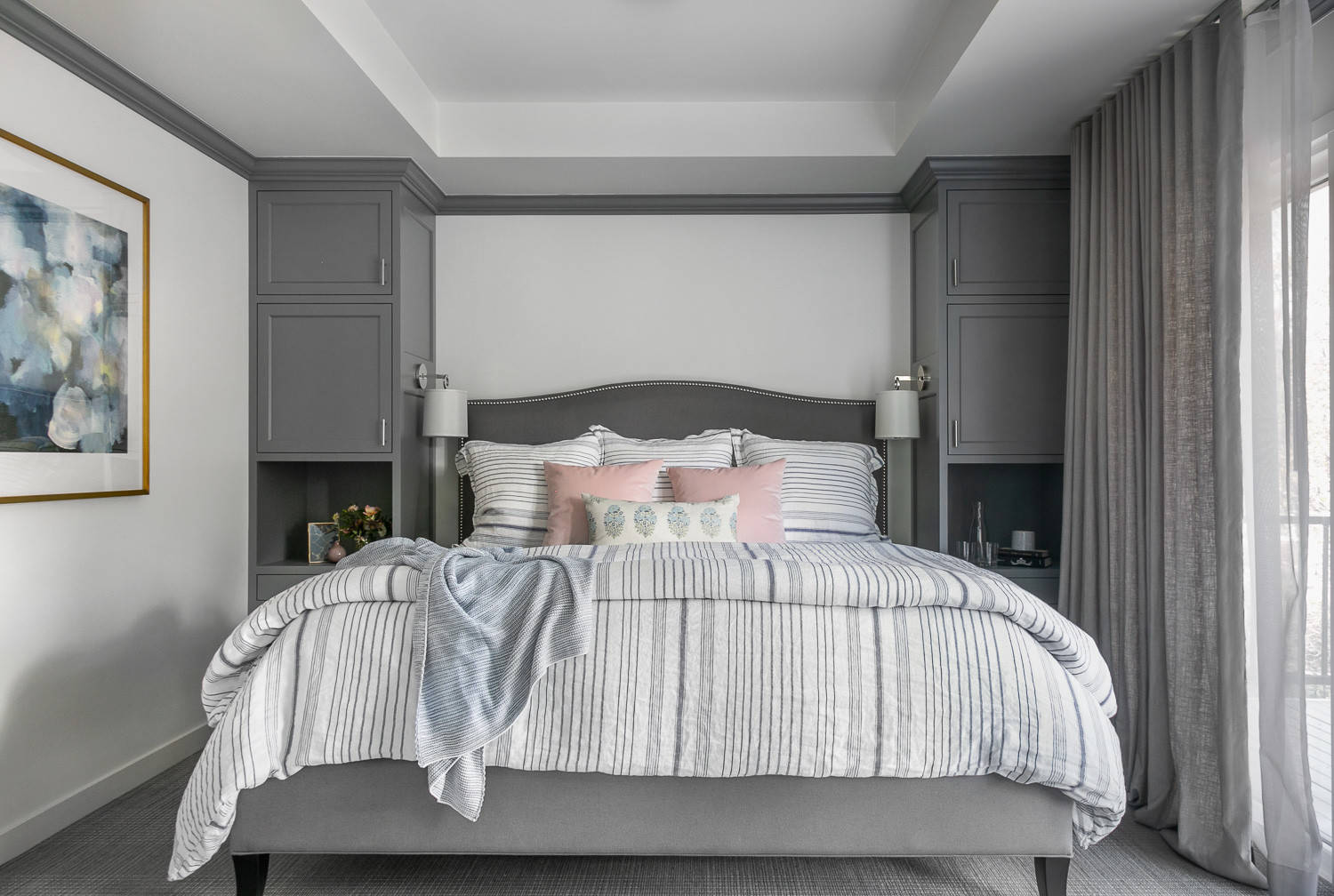 Classic grey color for bedroom