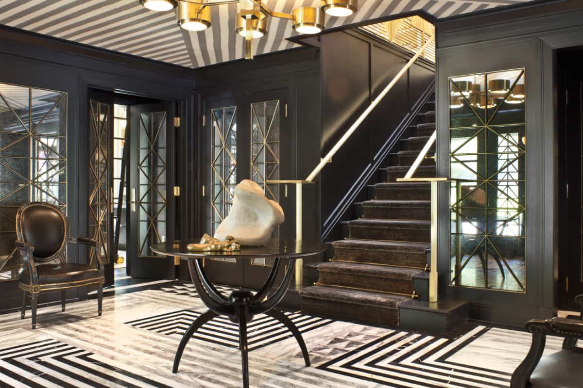 Art Deco and charcoal color – a perfect combination