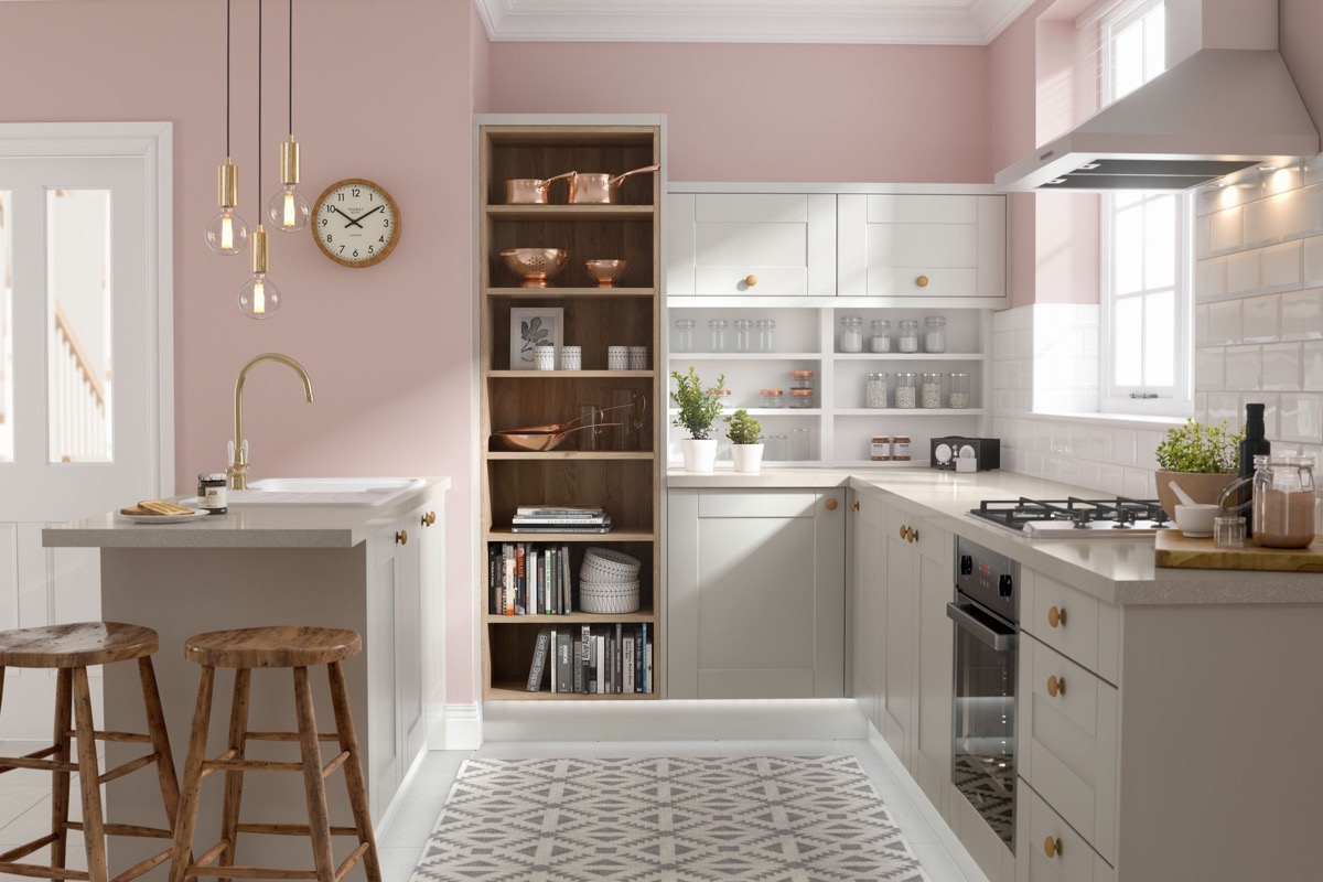 What other colors can be used in a beige kitchen?