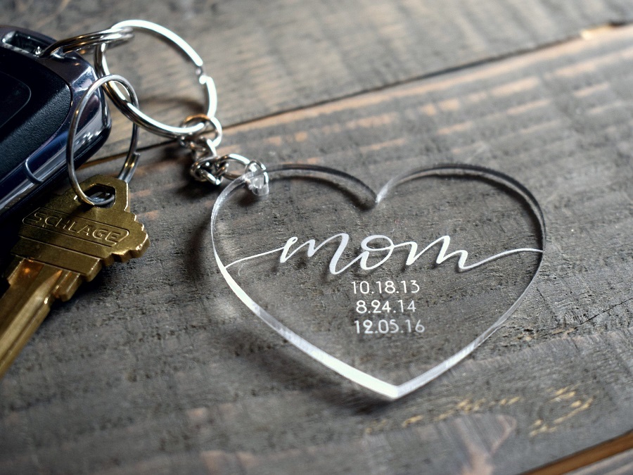 A keychain for Mother's Day