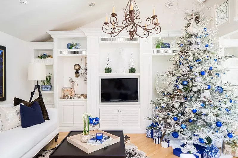 A blue and white Christmas tree