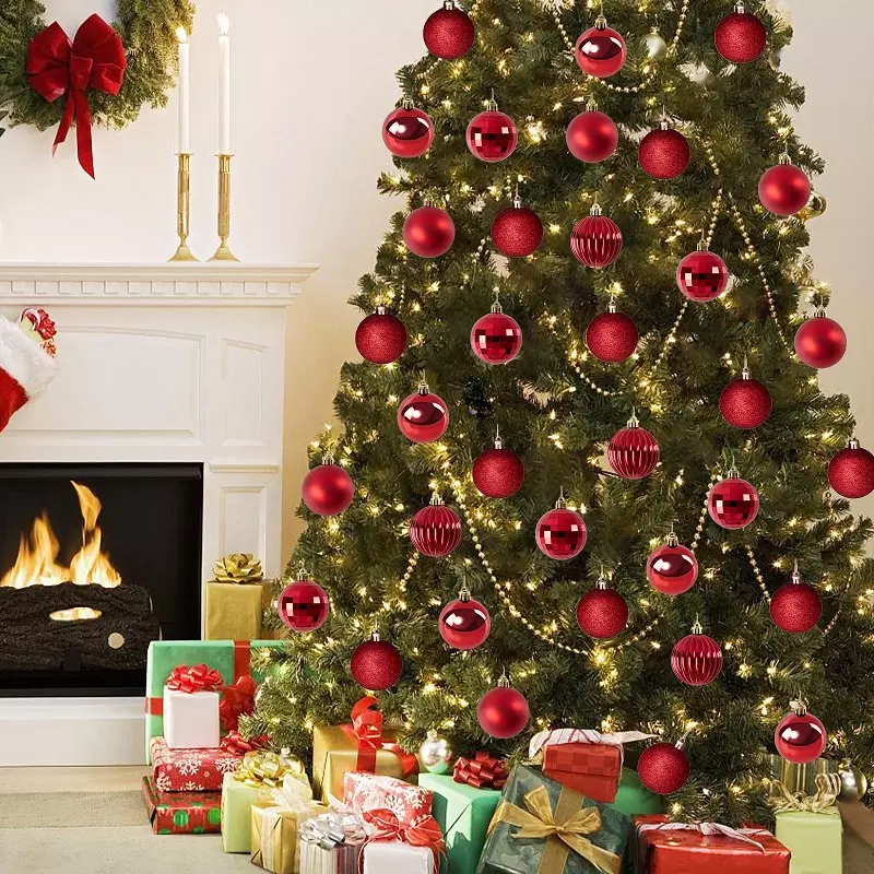 Cómo decorar una Navidad - rojo y dorado minimalista