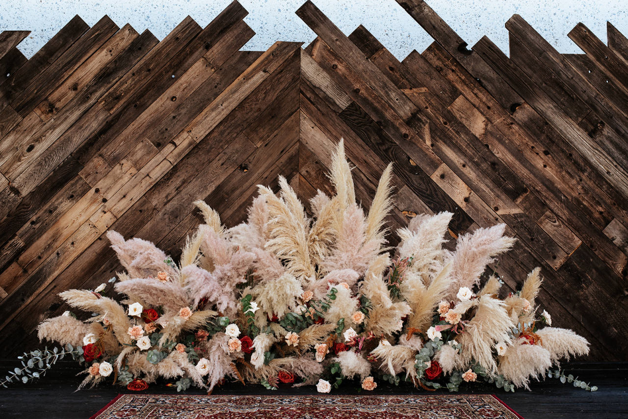 Hierba de las pampas como decoración de boda