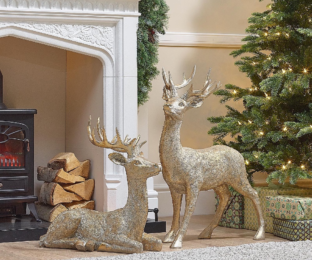 Christmas figurines - golden reindeer