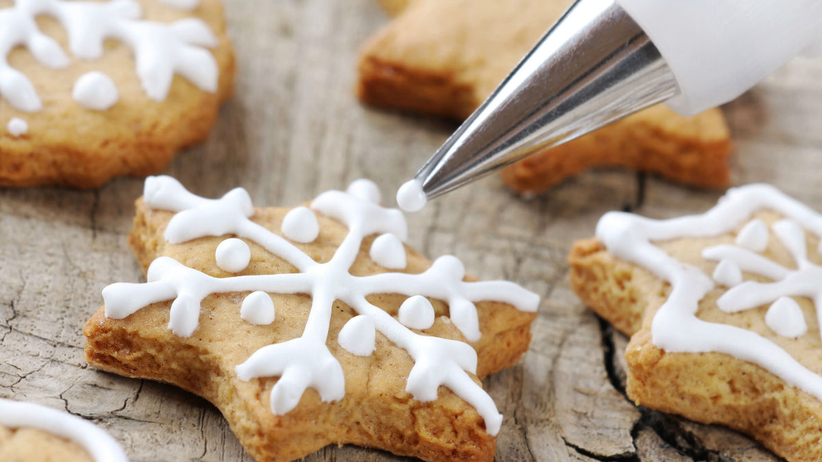 Minimalist gingerbread man decorations - white icing