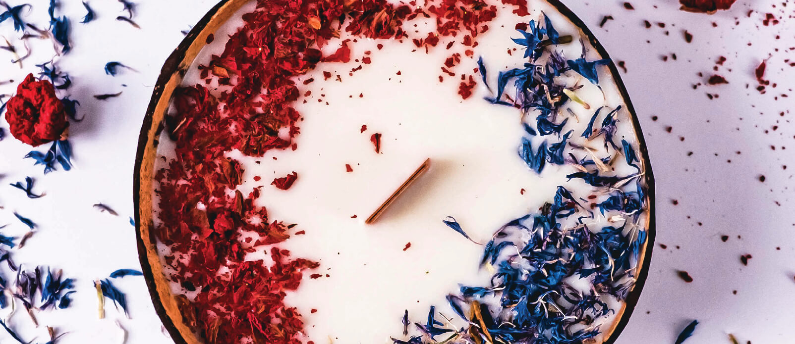 Dried flowers - how to make soy candles?