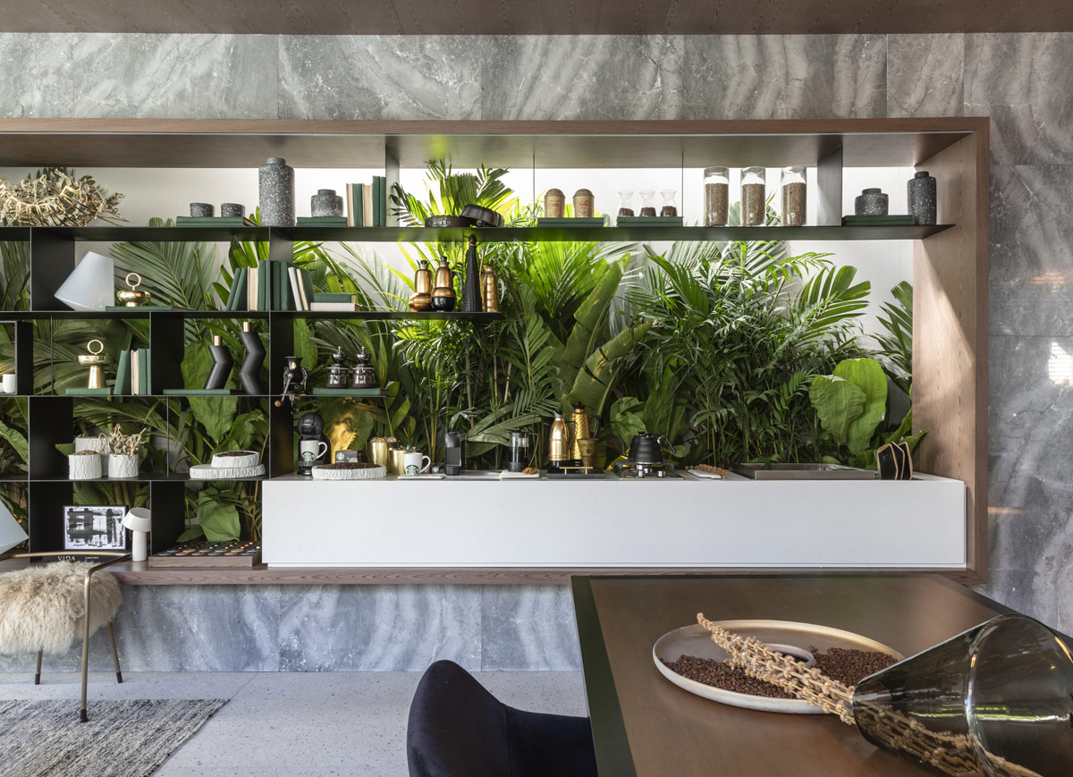 A vertical garden made of bottles - create a jungle at home