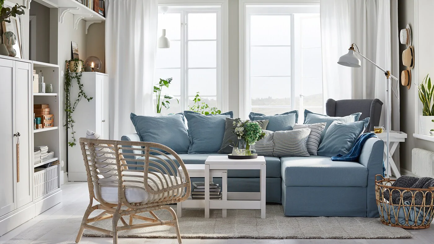 How to furnish a small living room