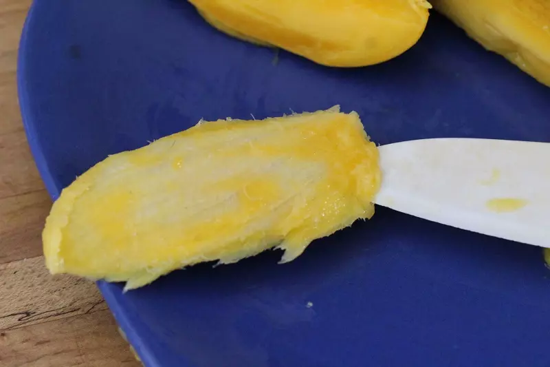 How to open a mango for seed?