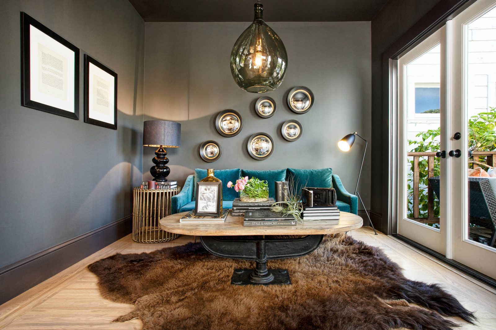 Living room design - charcoal color