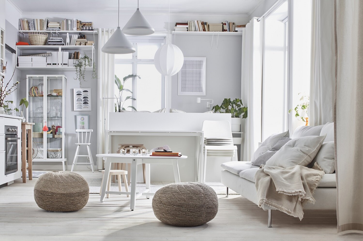 Idee per la decorazione del soggiorno - colori bianchi