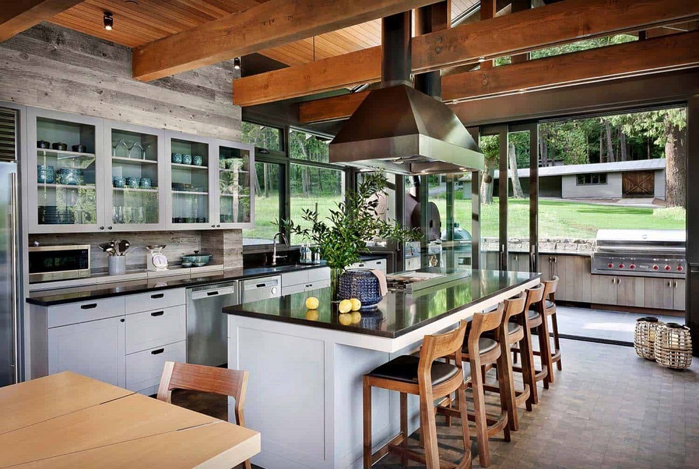 Modern farmhouse kitchen