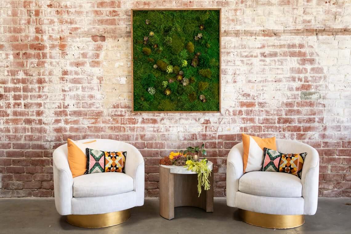 Interesting moss wall art - moss in the living room