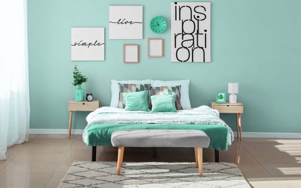 Minty green in the bedroom