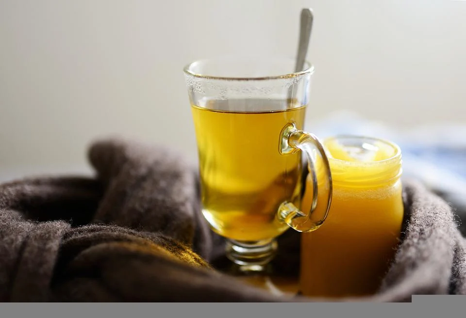 How to cure a cold with honey and spices
