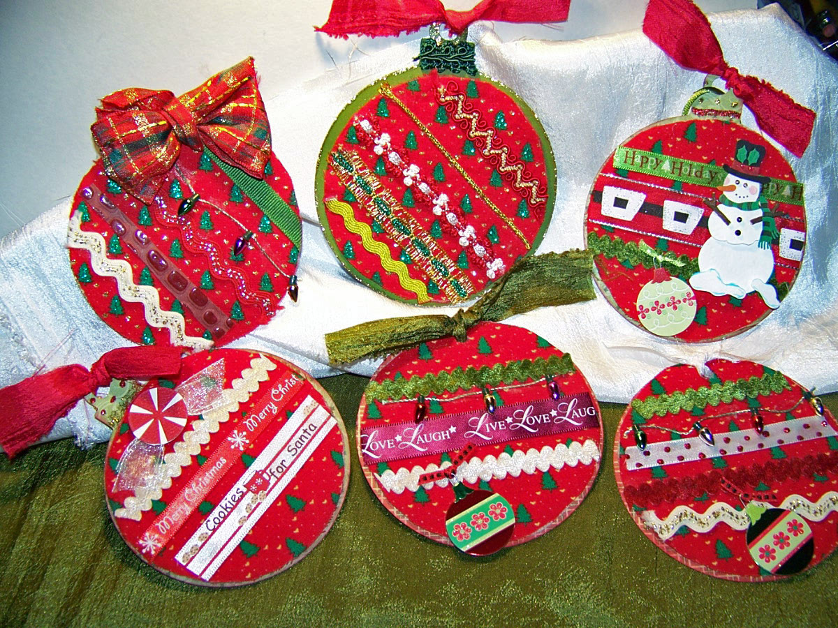 Красивые безделушки - бумажные рождественские украшения для окон