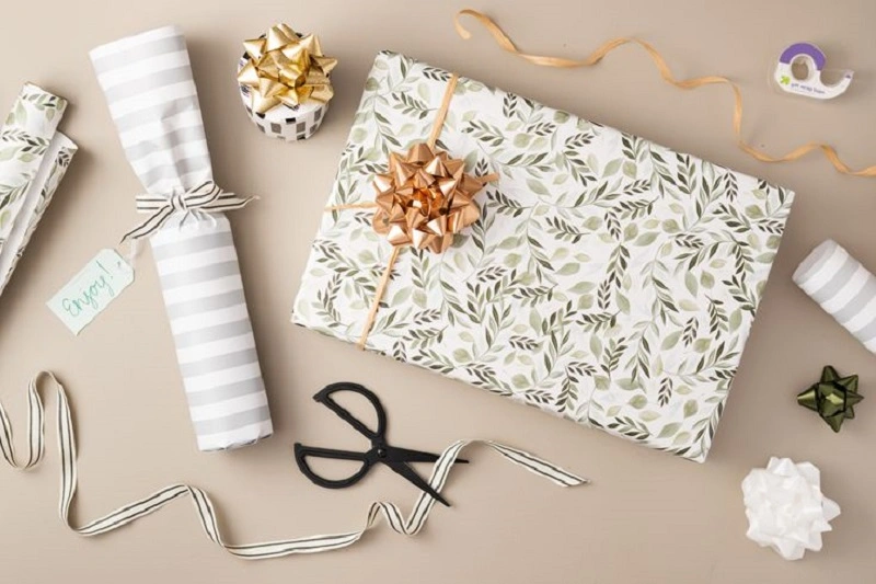 How to wrap a present with paper