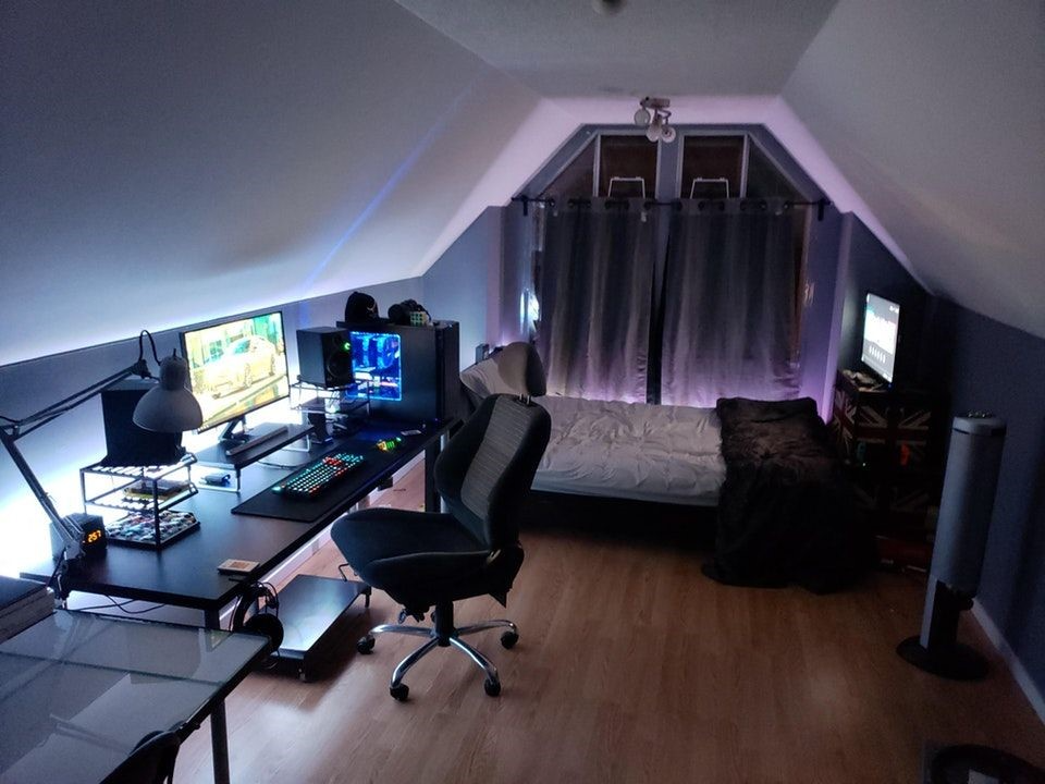Gaming room ideas - game room in the attic