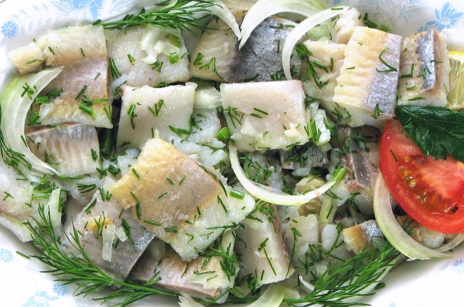 12 Christmas Eve dishes - a Polish generational tradition herring