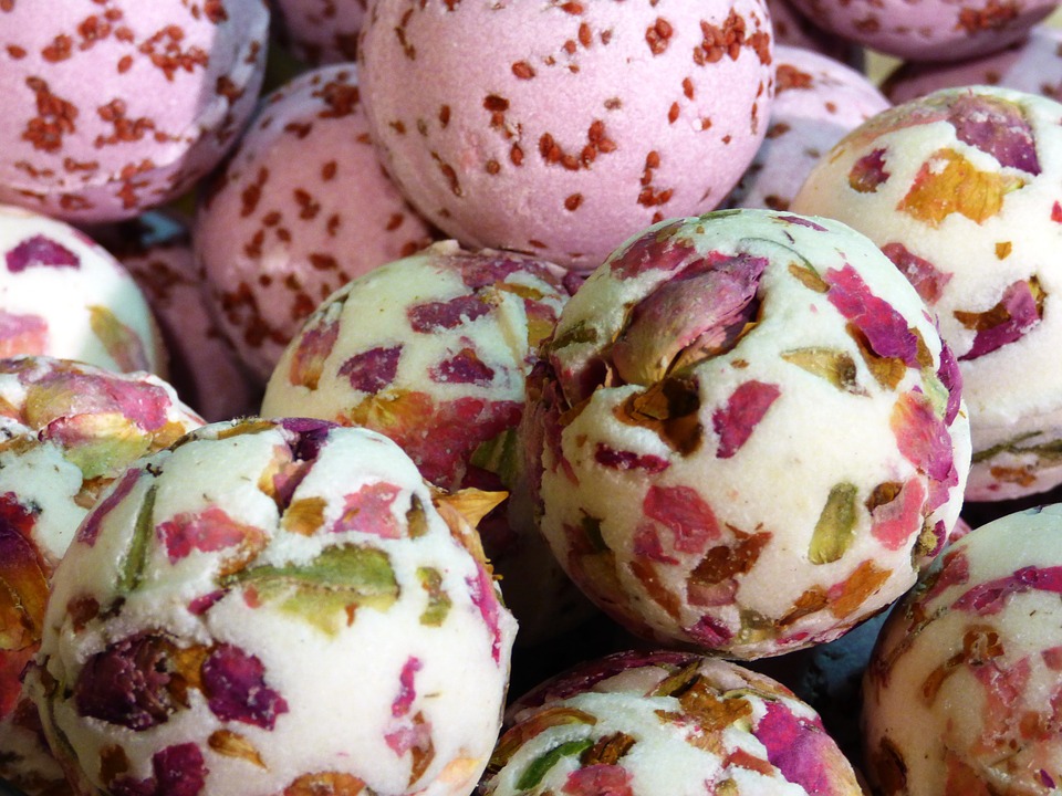 Bath bombs - a Christmas gift for mom who needs to relax