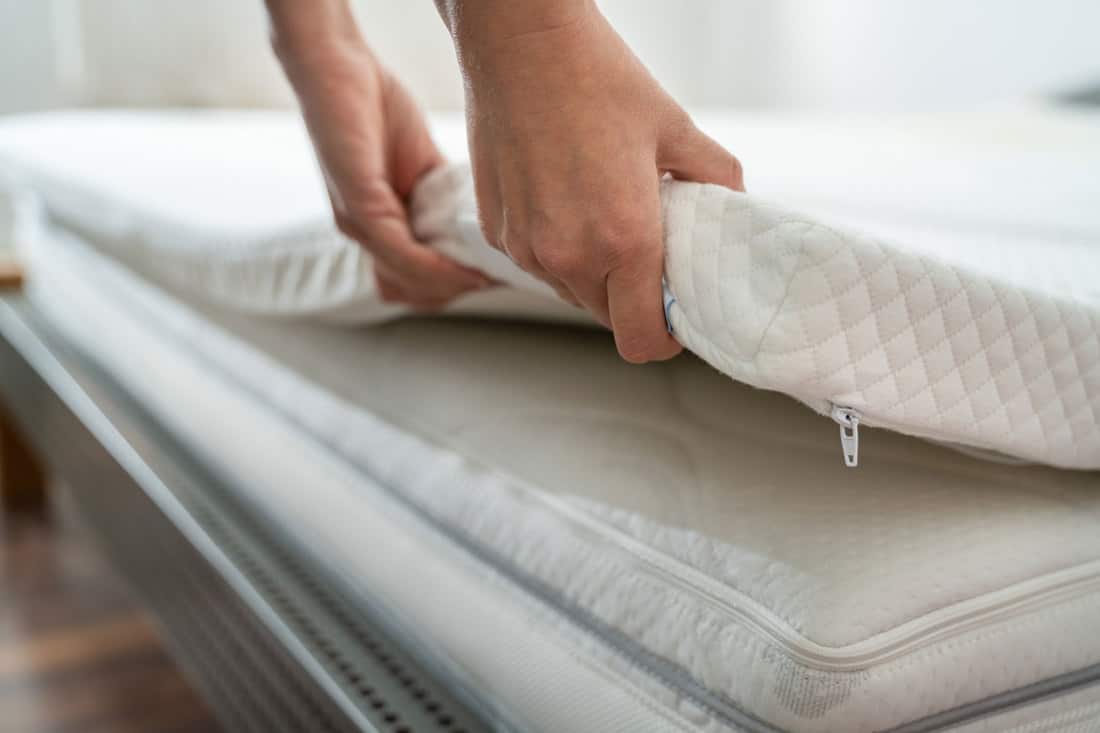5 Best Twin Mattress Deals for August 2022 | Check Prices