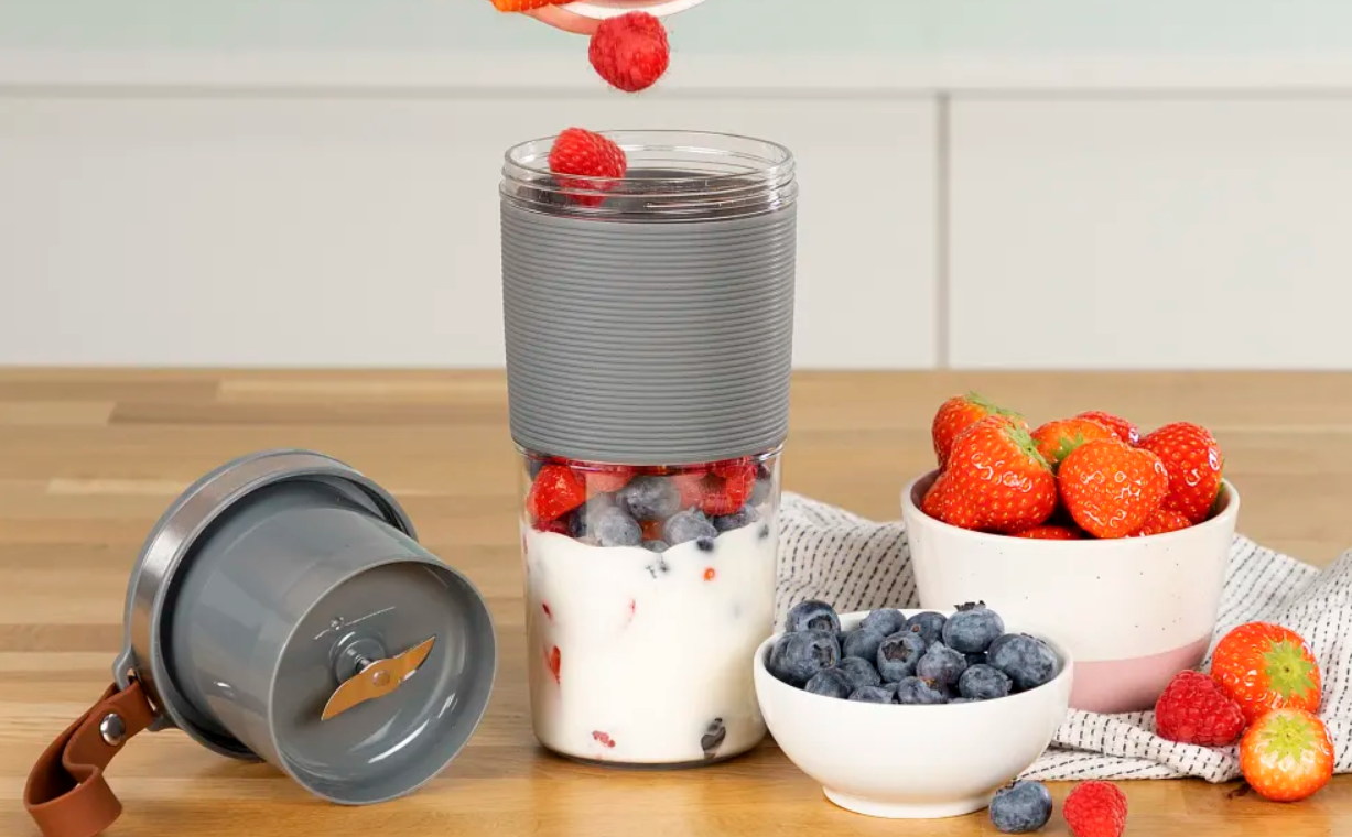 What are the options offered by portable blenders?