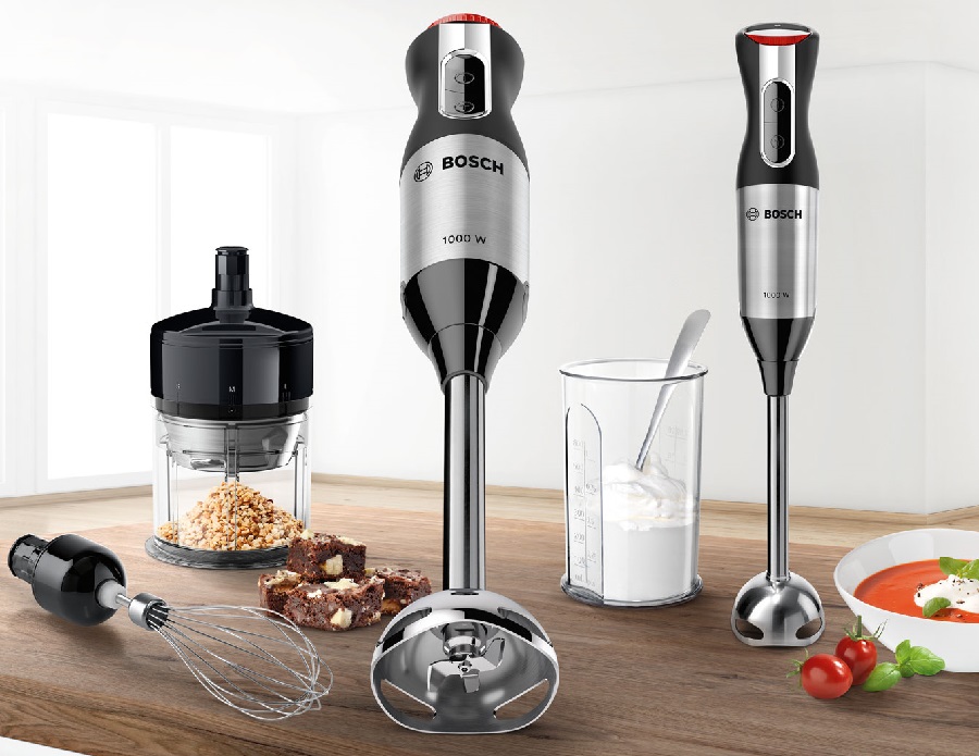 What additional features do some Bosch blenders offer?