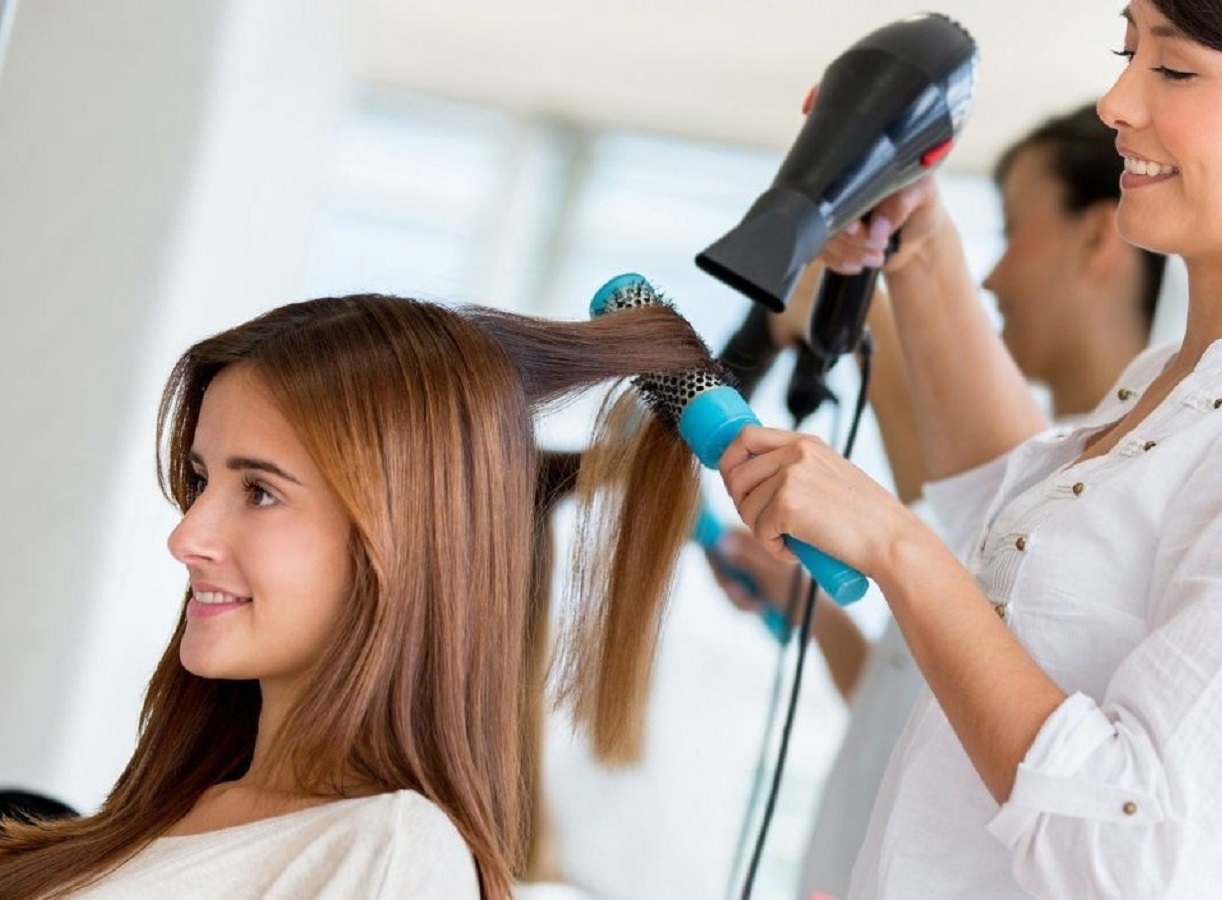 3 Best Professional Hair Dryers for May 2022