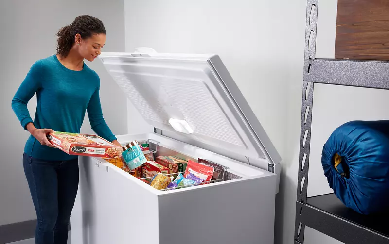 How to defrost a deep freezer?
