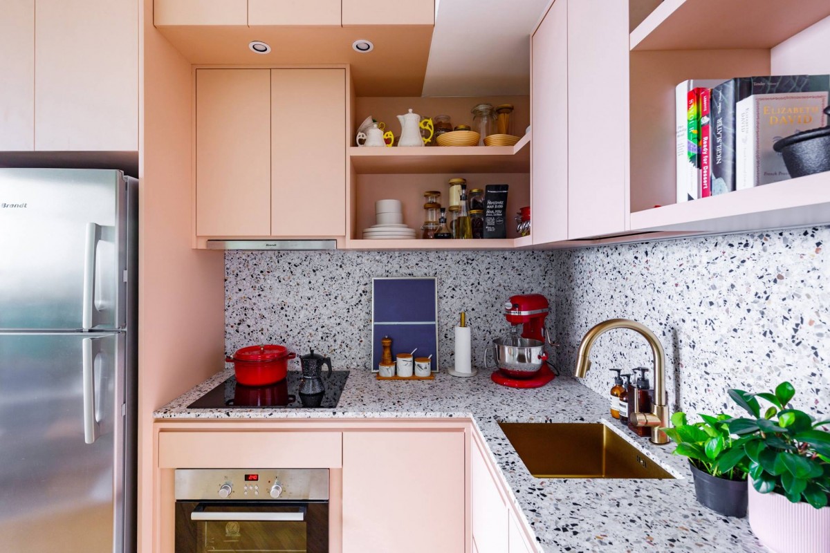 Does a pink kitchen fit any style?