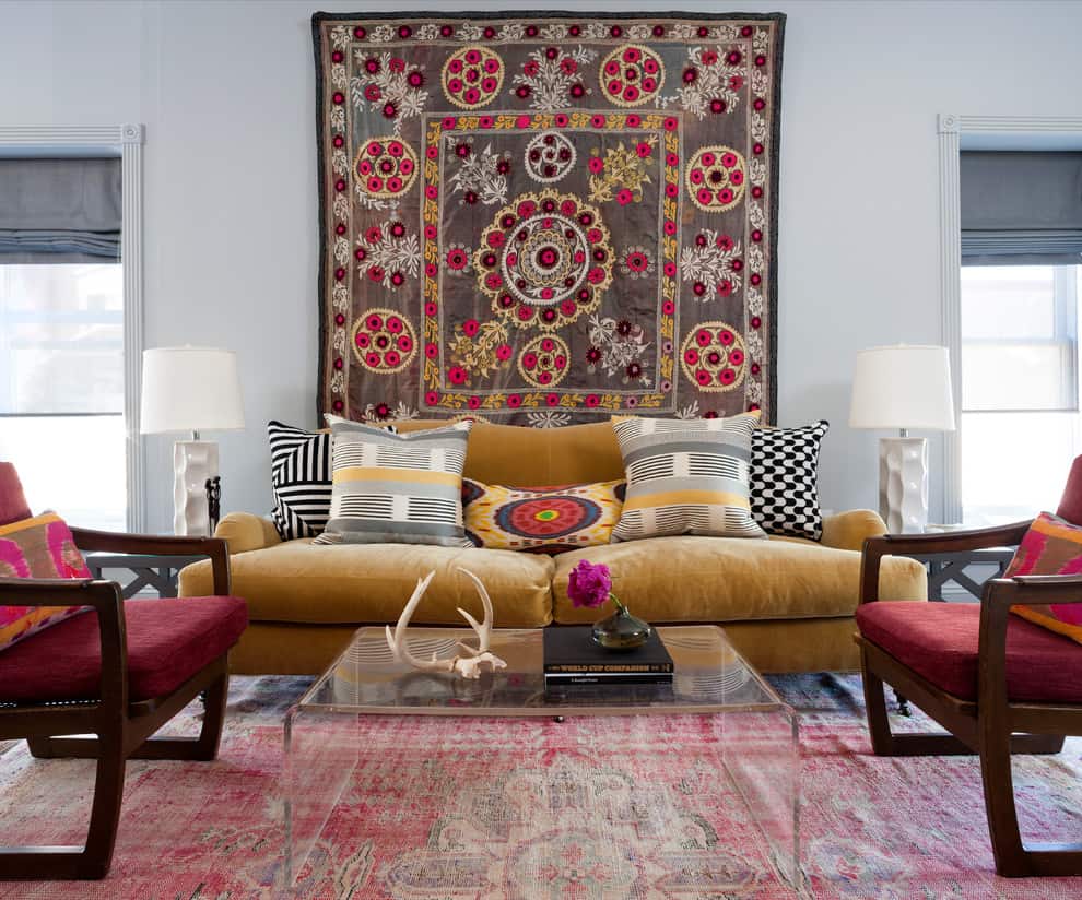 Boho living room ideas - ethnic patterns and striking colors