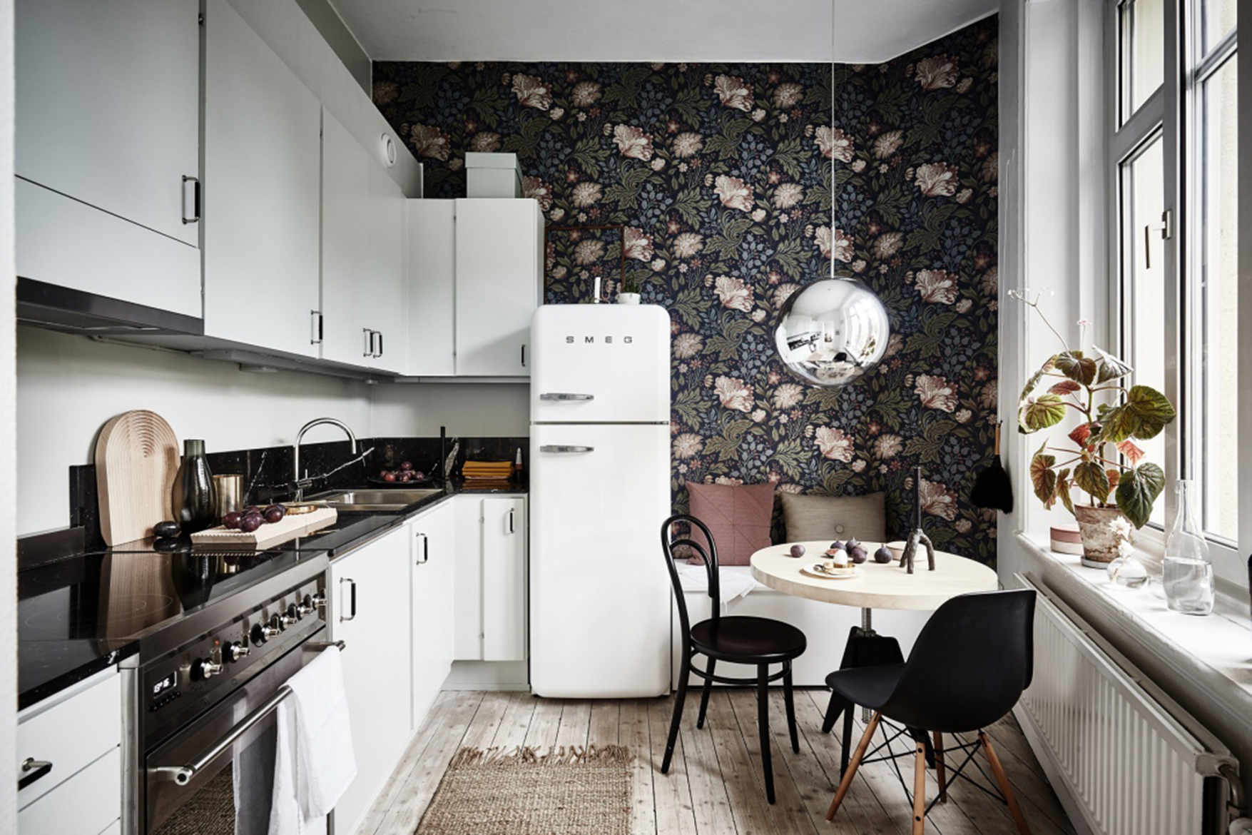 Non-standard kitchen wall art - use wallpaper!