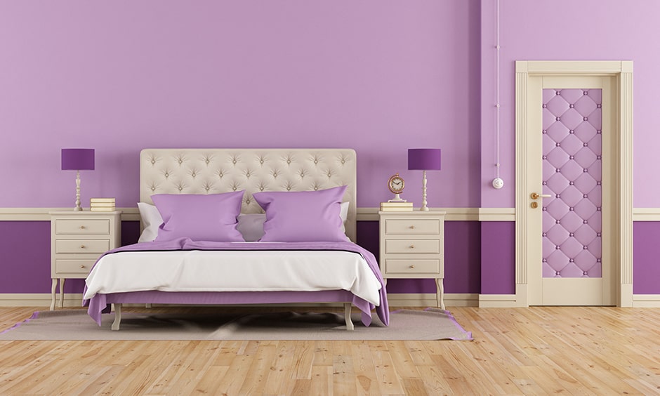 Jasna fioletowa sypialnia