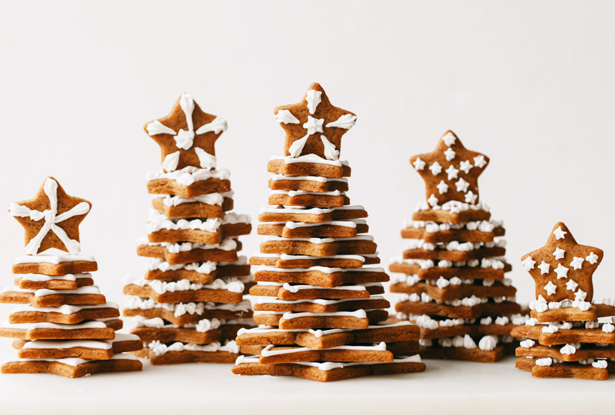 A 3D gingerbread Christmas tree - a curious and simple decoration