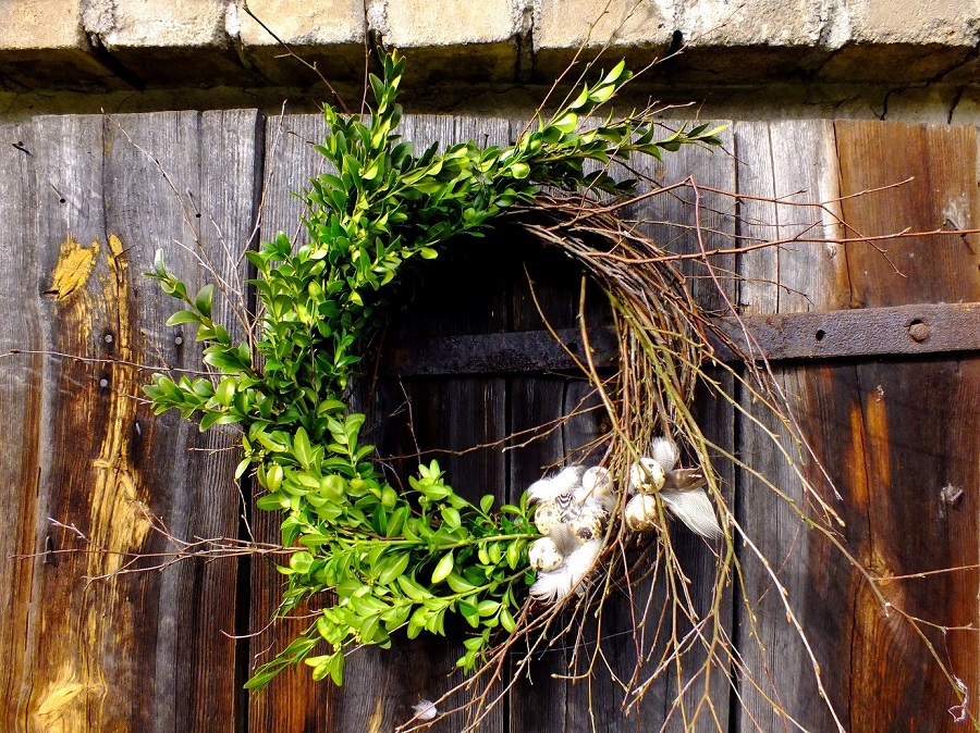 Easter wreath DIY - boxwood