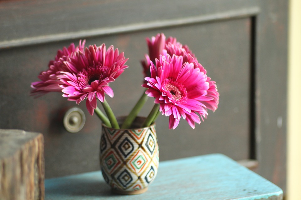 Vase insolite pour la décoration de la maison au printemps