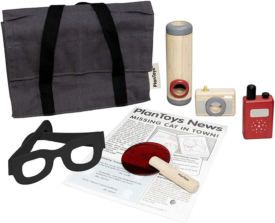 A detective kit as a  gift for a six-year-old